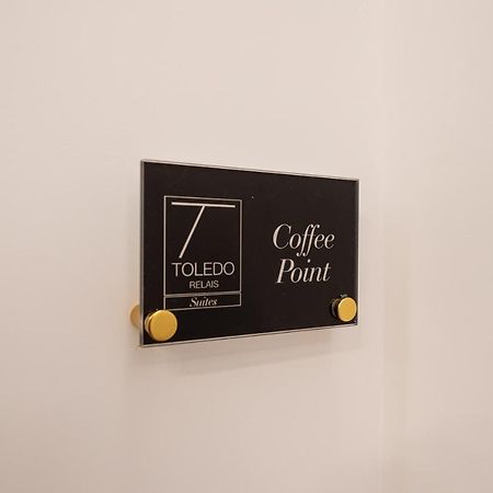 Toledo Relais Suites - By Pera Rooms Collection Napels Buitenkant foto
