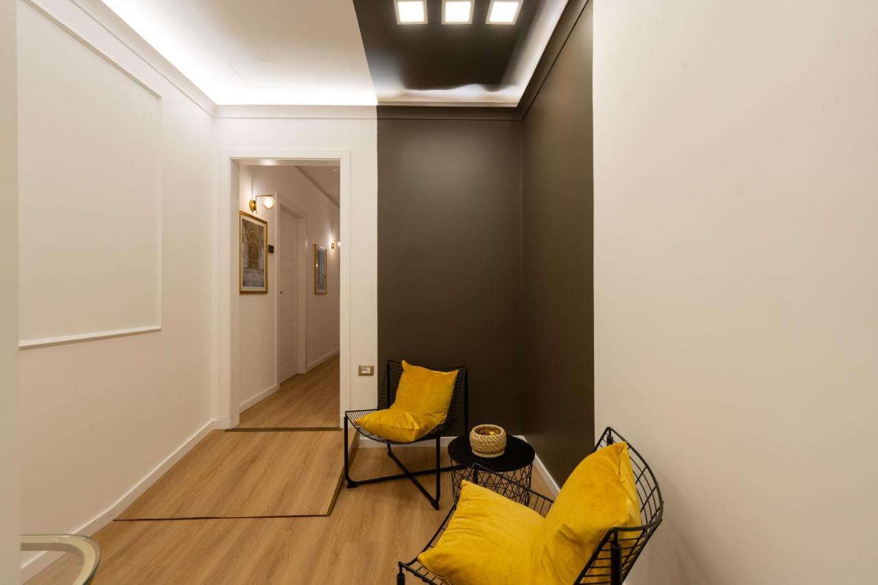 Toledo Relais Suites - By Pera Rooms Collection Napels Buitenkant foto