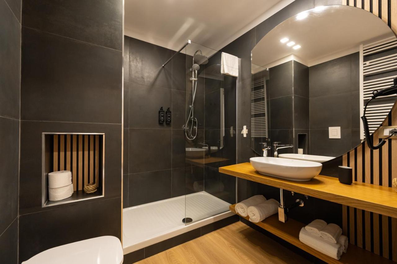 Toledo Relais Suites - By Pera Rooms Collection Napels Buitenkant foto